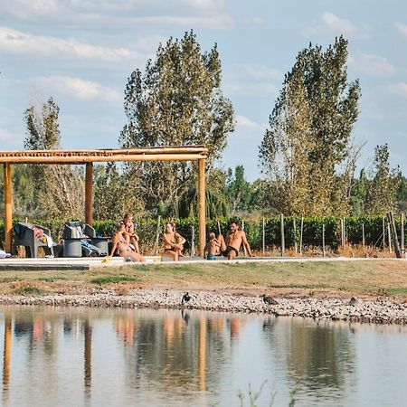 Dobe Lodge Vista Flores Ngoại thất bức ảnh