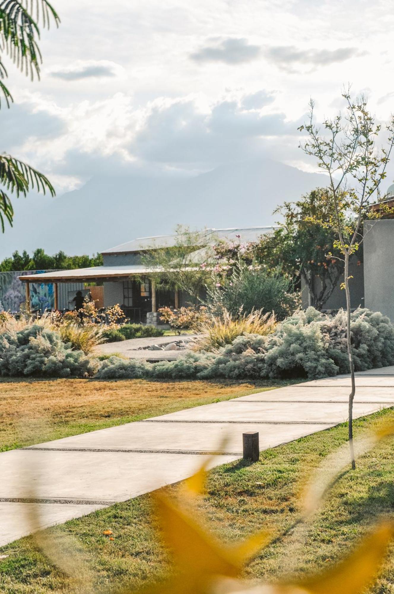 Dobe Lodge Vista Flores Ngoại thất bức ảnh