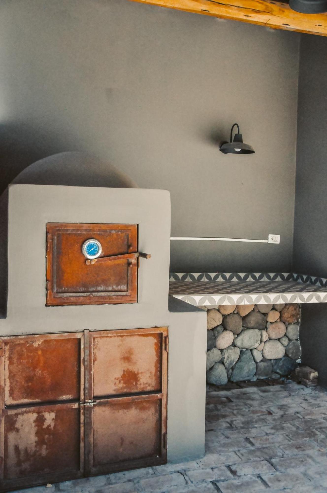 Dobe Lodge Vista Flores Ngoại thất bức ảnh
